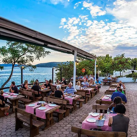 Holiday Camping Belvedere.4 Seget Vranjica